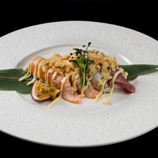 123. Nigiri misti flambé - 6 pezzi