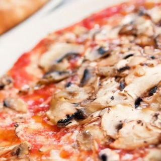 Pizza funghi 