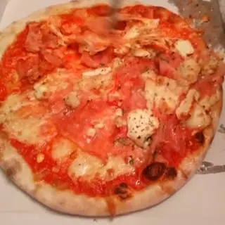 Pizza Regina (30 x 60 Cm.)