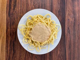 Tagliatelle a la crema de cebolla