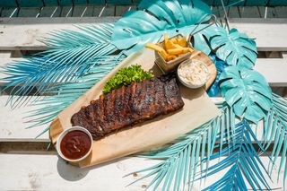 Żeberka duszone w sosie staropolskim