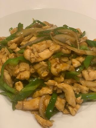 Pollo Con Pimientos Verdes