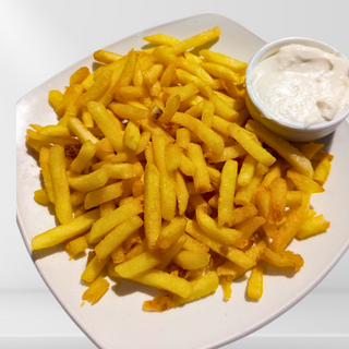 Patatas frías con veganesa casera