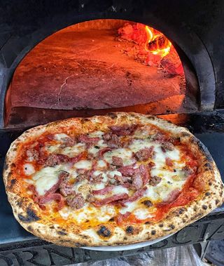 Pizza Golosa (33 Cm.)