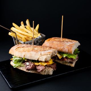 PEPITO STREET + PATATAS