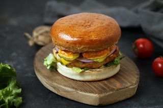 Բուրգեր բիգ մակ հավի մսով 380գ