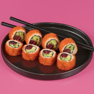 Каліфорнія з тунцем (235 г)