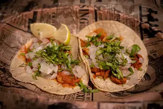 Taco Al Pastor (4 Uds.)