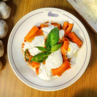 Pomodoro e Burrata