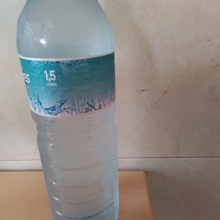 BOTELLA DE AGUA (1.5 Lt.)