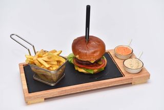 Juneći burger 300g