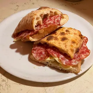 Pagnotta al salame