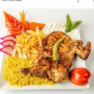 Mezzo pollo alla griglia con verdura e Riso