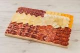 Tabla De Jamón Serano, Queso, Chorizo y Salchichon