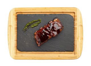 Бавно изпечени свински ребра със испански пушен Барбекю сос  (380г)