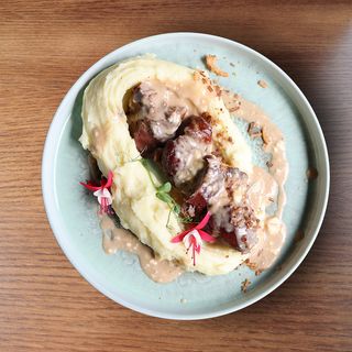 R pub cheeks specijal