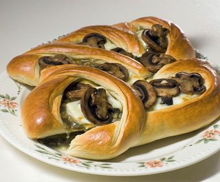 Chaczapuri z pieczarkami
