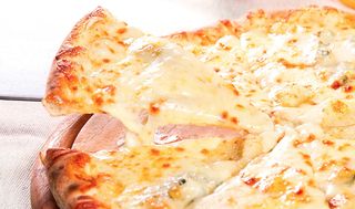 4 formaggi - trancio 2 pezzi