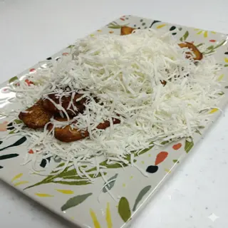 Plátano con queso (ración)
