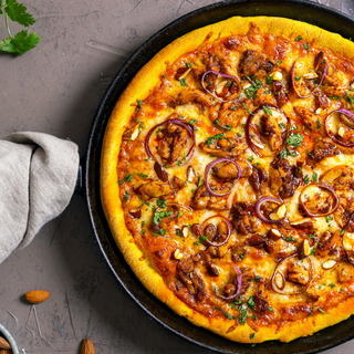 Pizza Margarita com Manteiga de Alho Grande