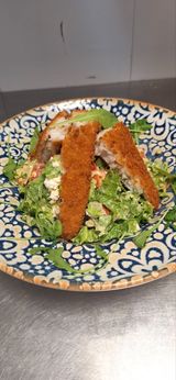 Салата Киноа и бяла риба (450г)