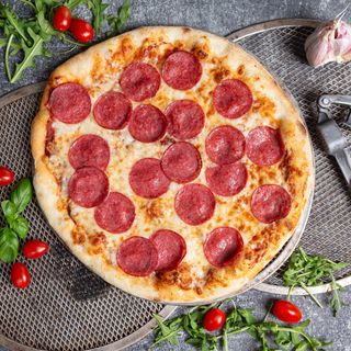 Pizza Salami 45cm