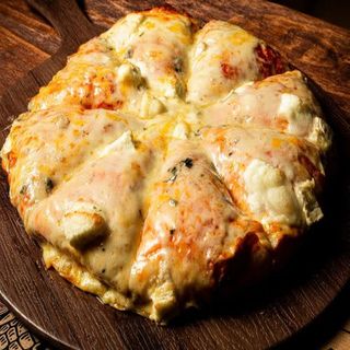 Pizza all cheese