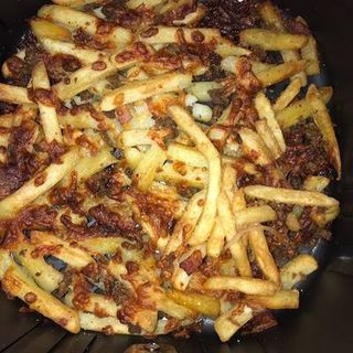 Patatas fritas Con Carne Mixta