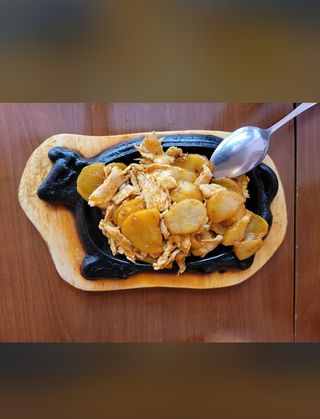 Pollo con patate alla piastra