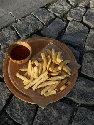 French Fries/ ketchup