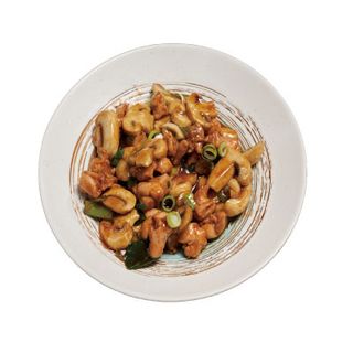 Wok de pollo con champiñones