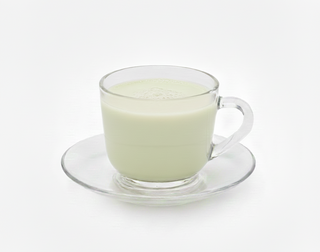 Чай зелений з молоком (200мл)