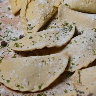  Мини-чебуреки с курицей