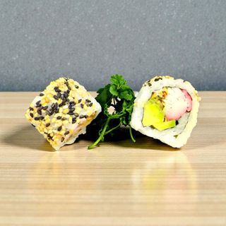Crazy Crab Roll (8 Uds.)