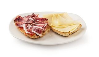 Torrada De Jamón Ibérico Y Queso
