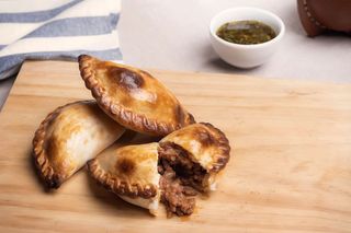 Empanada Argentina De Carne