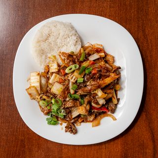 Wołowina pikantna z warzywami