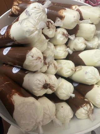 Geladinho de Nido com chocolate 