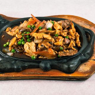 93 Tie-pan tri vrste mesa