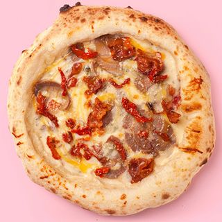 Піца з індичкою та беконом