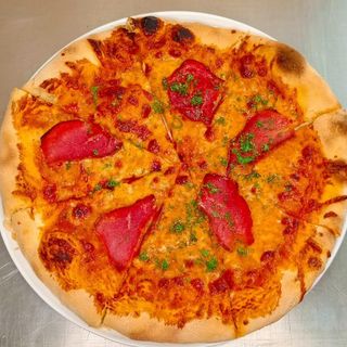 Smoked beef pizza