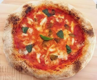 Pizza margarita (30 cm.)