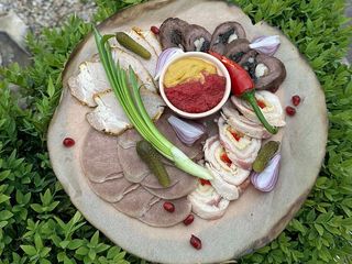 М'ясне домашнє плато (250г)