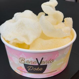 Nuvole di drago ai gamberi servite con salsa agrodolce poco piccante 