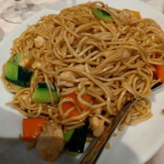 Tallarines Con Pollo