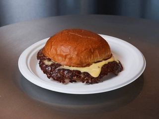 Подвійний чізбургер (240g)