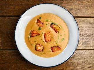 Крем-суп з лососем