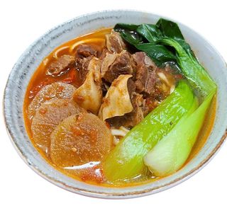 Supa sa dinstanim goveđim rezancima