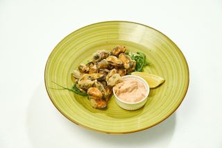 Midii crocante cu sos tartar