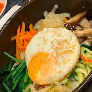 bibimbab de cerdo picante